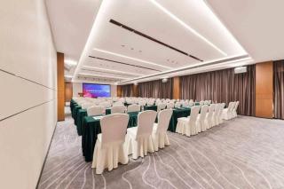 Yian Business Hotel - 8