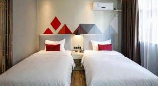 Borrman Hotel Dongguan Houjie Wanda Plaza Liaoxia Metro Station - 6