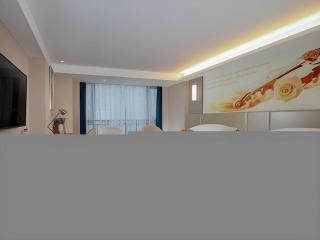 Vienna Hotel Chengdu Xinjin Old Pier Liujianian Metro Station - 2