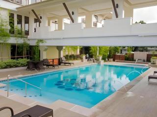 Mansion Garden Hotel - 9