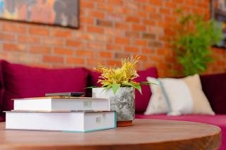 Rustic Chic 1 bed with free parking and free WiFi - 1