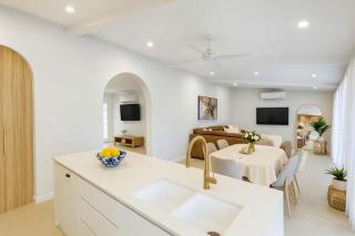 Beachfront Pet-Friendly Home with Private Pool Townsville - 7