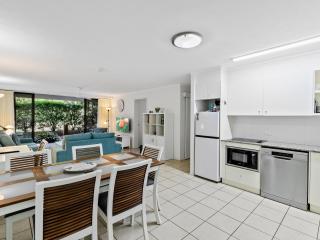 Emohruo 3 Bedroom Family Apartment at Rainbow Shores Resort - 2