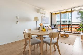 12N25 Abnb-Style Apt in Docklands nr Waterfront with Free Parking and Step to Tram - 6