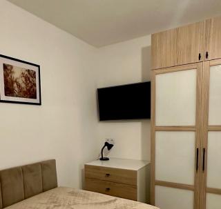 COZY APARTMENT near the AIRPORT and the Medical University of Warsaw - 1