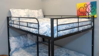 1st Floor Pool Affordable Near Beach apts - 5