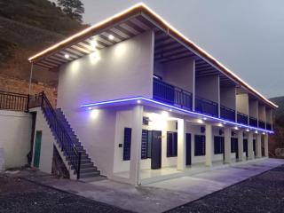 Hotel Ekant Valley - Chakrāta - 4