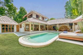 Villa Barcelona - Private 5 BDR Villa in Seminyak, Best Location, large Pool & Garden - 7