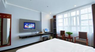GreenTree Inn HanZhong Railway Station Beiyihuan Road Express Hotel - 1
