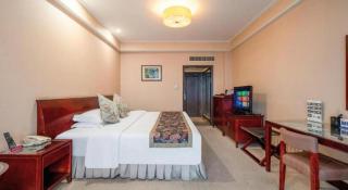 Redstar Culture Hotel - 9