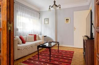 Zamalek 2BR Apartment - 6