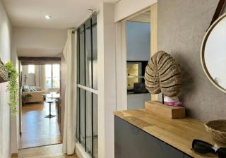 Appartement T2 Design Rénové - Centre Historique - Wifi & Tout équipé - 1