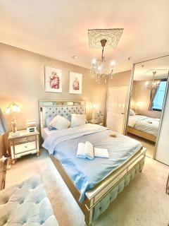 UNIQUE CBD BOTIQUE STAY, BALCONY,NETFLIX,FREE WIFI,FREE Tram,FREE Bus,Walk to Rundle St, UniAdelaide, RAH, Casino, Pubs, Cafes - 3