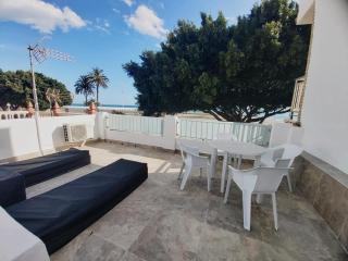 BeachFront House - 6