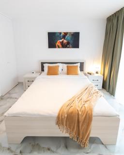 Zuri-Spacious 2BR Private House near Brasov with Parking,Ideal for Families Couples - 7