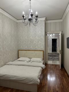 Crownly Apartments - 1