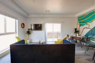 Stylish 3BR Townhome with Parking & Balcony - 1