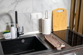 Modern Studio in Historic Old Town with Private Terrace - Tessalónica - 5