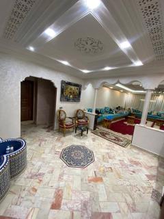 2-bedroom apartment for rent, 2nd floor, Casablanca - Aïn Chock - 9