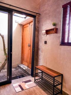 Three Mezzanine Bali B - 1