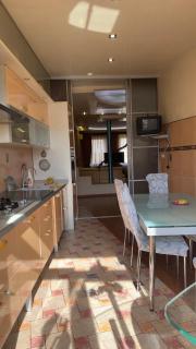 Spacious 4-Bedroom Apartment Near Center & Arcadia - 1