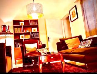 Bastion House 2-Bedroom Flat within the Walls - 3