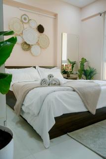 Luxury 2BHK Skyline View Financial District - 0