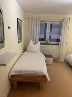 Ferienwohnung Nähe Autobahn Ruhige Lage für Familien & Monteure - 6