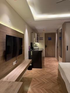 Studio Apartment - 5