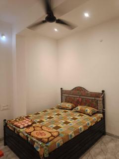 Shri Vyankatesh Bhakt Niwas - 3