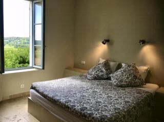 Historic Wine Estate With Pool In Provence - 1