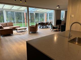 Villa Juni - New spacious villa with hottub - 8