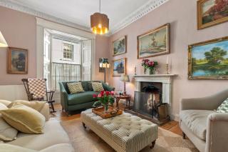 2 Olive Buildings - Within the Town Walls - 8