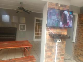 Beach View Apartment - 7