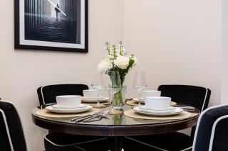 Elegant Chelsea Apartment - 2 Bedrooms, Luxury Interiors, Super King Bed - 4