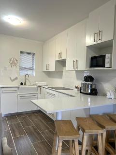 Kokomo-Apartment in the Heart of Jeffreys Bay - 1