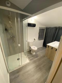 3 pièces silencieux plein centre parking clim patio - 8