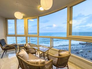 Miramar Boutique Hotel - 4