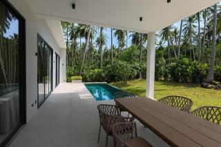 Four Moons Villa - 8