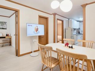 Sunny Stay Gongdeok Station - 9