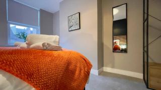 Stylish 2-Bed Apartment - Nether Edge, Sheffield - 7