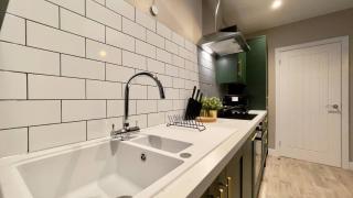 Cosy 2-Bed Apartment - Nether Edge, Sheffield - 4