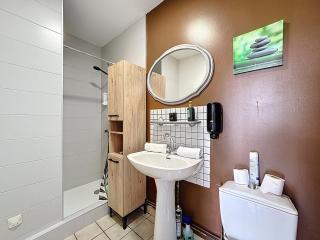 Unique, Chambre 2,centre équestre & snacks - 8