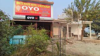 OYO 82147 White Palace - 6