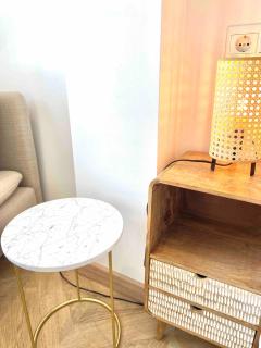 Renovated studio with Communal Pool & Close to beach - 7