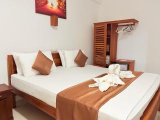 Nico Beach Hotel - 7