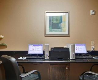 Best Western Plus Wasco Inn & Suites - Wasco - 6