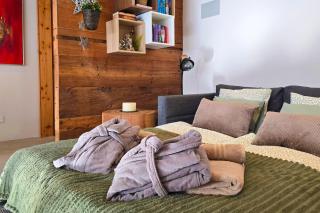 Alpine Design-Wohnung mit freistehender Badewanne in Saas-Grund - 4