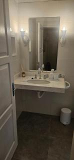 Casa de playa, rodeada de monte, campo y mar - 9