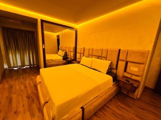 Modern & Central Apartment - 3